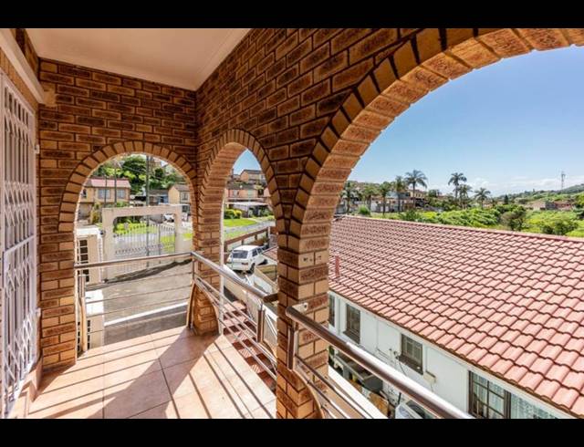 4 BEDROOM SIMPLEX FOR SALE IN LOTUS PARK